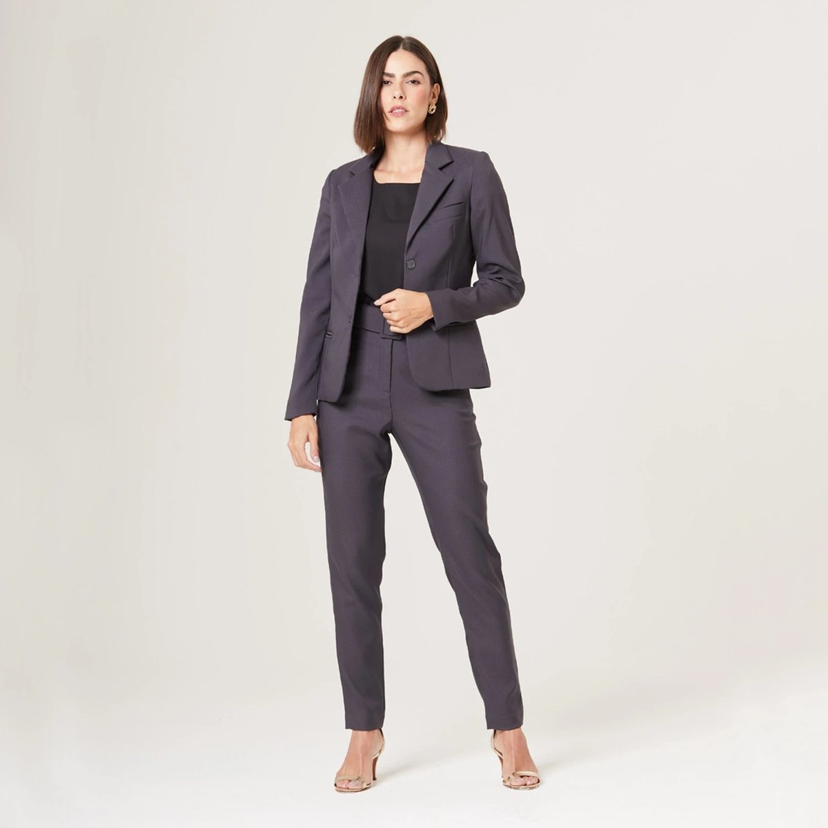 uniforme-administrativo-feminino-blazer